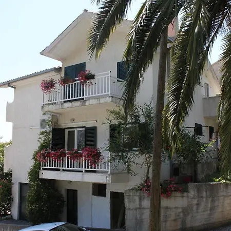 Апартаменты By The Sea Brist, Makarska - 6813 Брист