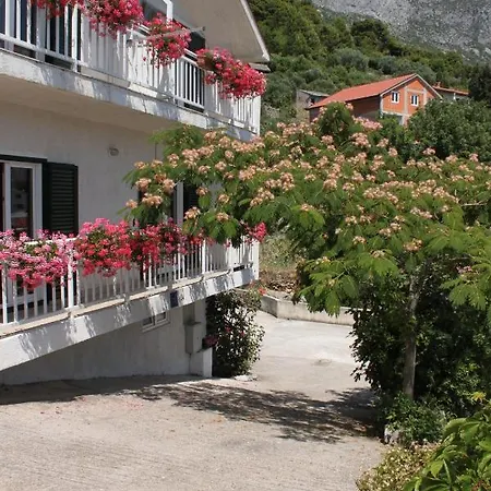 Apartment By The Sea Brist, Makarska - 6813